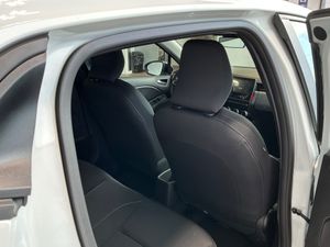 Mitsubishi Colt 100T GLP Motion  - Foto 10