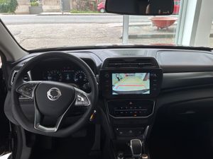 KGM Tívoli G15T 163 CV AT Urban Plus  - Foto 9