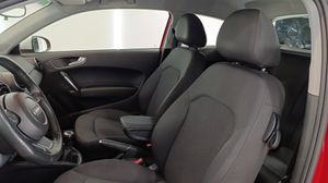 Audi A1 1.6 TDI 90cv Attraction  - Foto 9