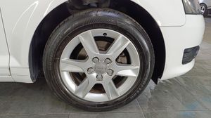 Audi A3 1.6 TDI 105cv Attraction 213000  - Foto 7