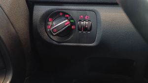 Audi A3 1.6 TDI 105cv Attraction 213000  - Foto 16