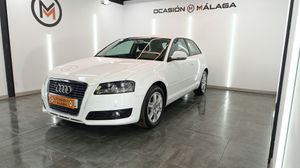 Audi A3 1.6 TDI 105cv Attraction 213000  - Foto 3