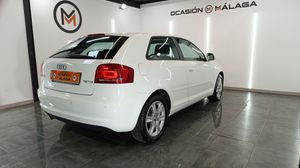 Audi A3 1.6 TDI 105cv Attraction 213000  - Foto 4
