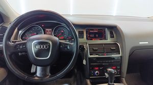 Audi Q7 4.2 FSI quattro tiptronic 7 Plazas Nacional Único Propietario - 234.000Km  - Foto 8