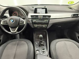 BMW X1 sDrive18d Business 150Cv Nacional - 179.000Km  - Foto 9