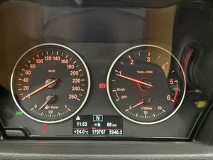 BMW X1 sDrive18d Business 150Cv Nacional - 179.000Km  - Foto 8