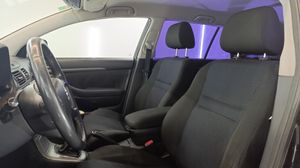 Toyota Avensis 2.0 D4D Sol Wagon 307.000Km  - Foto 10