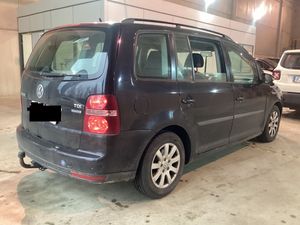 Volkswagen Touran 1.9 TDI 105cv DPF Bluemotion Advance Único propietario 7 Plazas - 208.000Km  - Foto 4