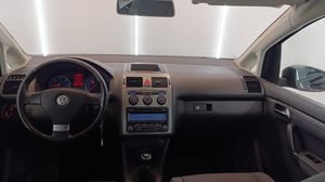 Volkswagen Touran 1.9 TDI 105cv DPF Bluemotion Advance Único propietario 7 Plazas - 208.000Km  - Foto 9