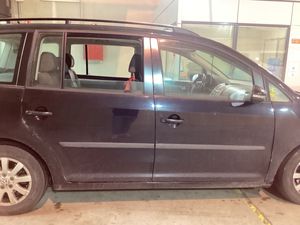Volkswagen Touran 1.9 TDI 105cv DPF Bluemotion Advance Único propietario 7 Plazas - 208.000Km  - Foto 15