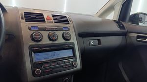 Volkswagen Touran 1.9 TDI 105cv DPF Bluemotion Advance Único propietario 7 Plazas - 208.000Km  - Foto 13