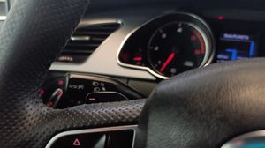 Audi A5 2.7 TDI 190cv DPF multitronic S-line Nacional  - 256.000Km  - Foto 11
