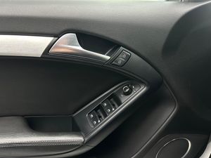 Audi A5 Cabrio 2.0 TFSI 211cv LIbro Mantenimiento - 180.000Km  - Foto 16