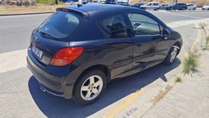 Peugeot 207 Confort 1.4 VTi 16v 95 Techo Solar - 121.000Km  - Foto 2