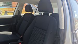 Volkswagen Golf 1.2 TSI 105cv Advance - 148000Km  - Foto 5