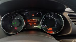 Peugeot 3008 Premium 2.0 HDI 150 FAP Nacional  - 164.000km  - Foto 26
