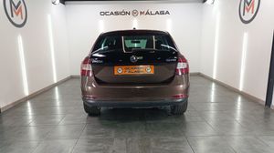 Skoda Rapid 1.4 TDI CR 66KW (90cv) Style DSG Nacional - 146000Km  - Foto 5