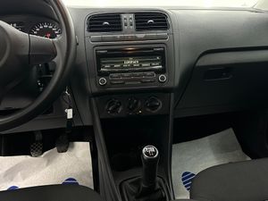 Volkswagen Polo 1.4 85cv Advance 3P  - 63.000Km  - Foto 21