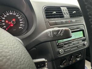 Volkswagen Polo 1.4 85cv Advance 3P  - 63.000Km  - Foto 23