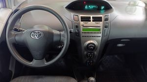 Toyota Yaris 1.0 VVT-I Live Naciona  - 100.000Km  - Foto 7