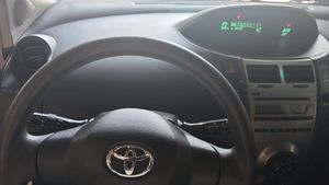 Toyota Yaris 1.3 VVT-I Connect Naciona  - 100.000Km  - Foto 15