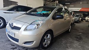 Toyota Yaris 1.3 VVT-I Connect Naciona  - 100.000Km  - Foto 2