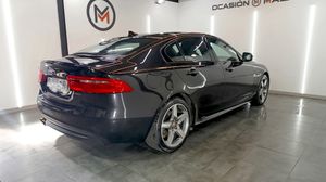 Jaguar XE 2.0 AJ200D Diesel RWD 132kW R-Sport 132.000Km  - Foto 6