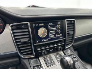 Porsche Panamera Turbo S Exclusive Series V8 - 571Cv  + Historial  - Foto 20