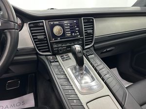 Porsche Panamera Turbo S Exclusive Series V8 - 571Cv  + Historial  - Foto 14