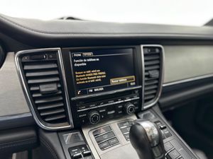 Porsche Panamera Turbo S Exclusive Series V8 - 571Cv  + Historial  - Foto 31