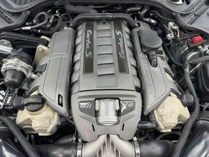 Porsche Panamera Turbo S Exclusive Series V8 - 571Cv  + Historial  - Foto 8