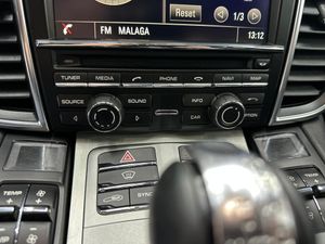 Porsche Panamera Turbo S Exclusive Series V8 - 571Cv  + Historial  - Foto 33