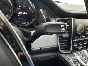 Porsche Panamera Turbo S Exclusive Series V8 - 571Cv  + Historial  - Foto 38