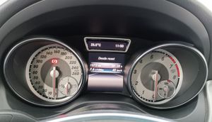 Mercedes 180 GLA 180 AMG Line Nacional Único propietario - 170.000Km  - Foto 9