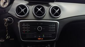 Mercedes 180 GLA 180 AMG Line Nacional Único propietario - 170.000Km  - Foto 14