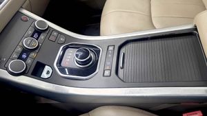 Land-Rover Range Rover Evoque 2.0L TD4 150CV 4x4 HSE Dynamic Auto Nacional - 132.000Km  - Foto 22