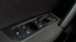 Volkswagen Touran Advance 1.6 TDI 85kW (115CV) 7 Plazas - 149.000Km  - Foto 29