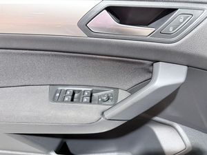 Volkswagen Touran Advance 1.6 TDI 85kW (115CV) 7 Plazas - 149.000Km  - Foto 13