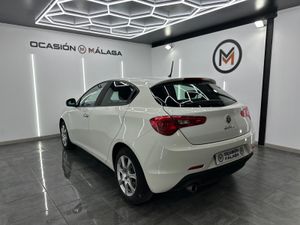 Alfa Romeo Giulietta 1.4 T 120cv Distinctive 400Cv - 110.000Km  - Foto 4