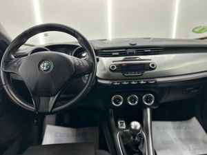 Alfa Romeo Giulietta 1.4 T 120cv Distinctive 400Cv - 110.000Km  - Foto 12