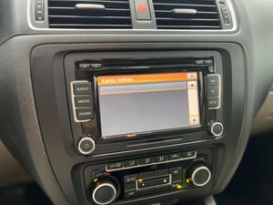 Volkswagen Jetta 2.0 TDI 140cv Advance  - Foto 23