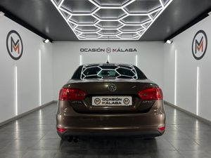 Volkswagen Jetta 2.0 TDI 140cv Advance  - Foto 5