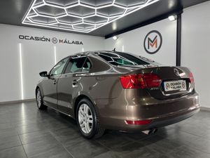 Volkswagen Jetta 2.0 TDI 140cv Advance  - Foto 4