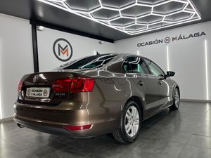 Volkswagen Jetta 2.0 TDI 140cv Advance  - Foto 6