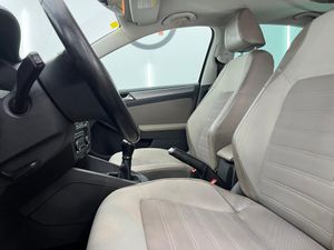 Volkswagen Jetta 2.0 TDI 140cv Advance  - Foto 9