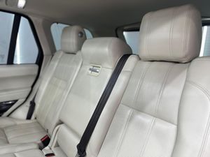 Land-Rover Range Rover 4.4 SDV8 (340CV) VOGUE Nacional - 251.000Km  - Foto 33