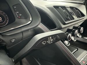 Audi R8 5.2 FSI V10 plus 610CV quattro S tronic - 91.000Km  - Foto 22