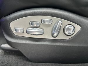 Porsche Macan Turbo con paquete Performance  - Foto 23