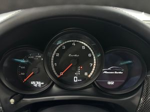 Porsche Macan Turbo con paquete Performance  - Foto 7
