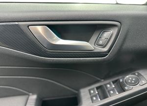 Ford Kuga ST-Line X 1.5T EcoBoost 120Cv Nacional - 99.000KM  - Foto 20